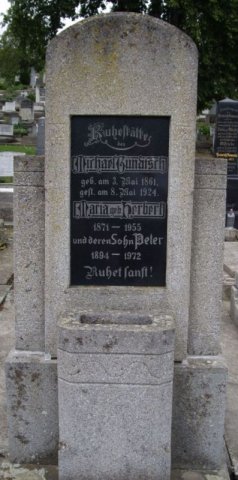 Guendisch Michael 1861-1924 Herbert Maria 1871-1955 Grabstein